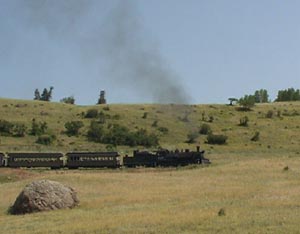 487 side view nearing Cresco, July 2003.