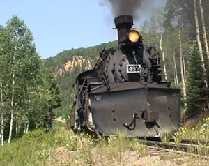 487 departs Cresco - July 2003