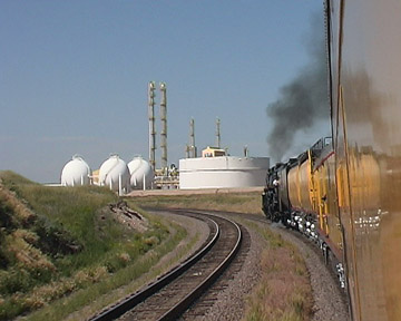 3985 near Speer July 12 2003 - copyright J.McIvor 2003